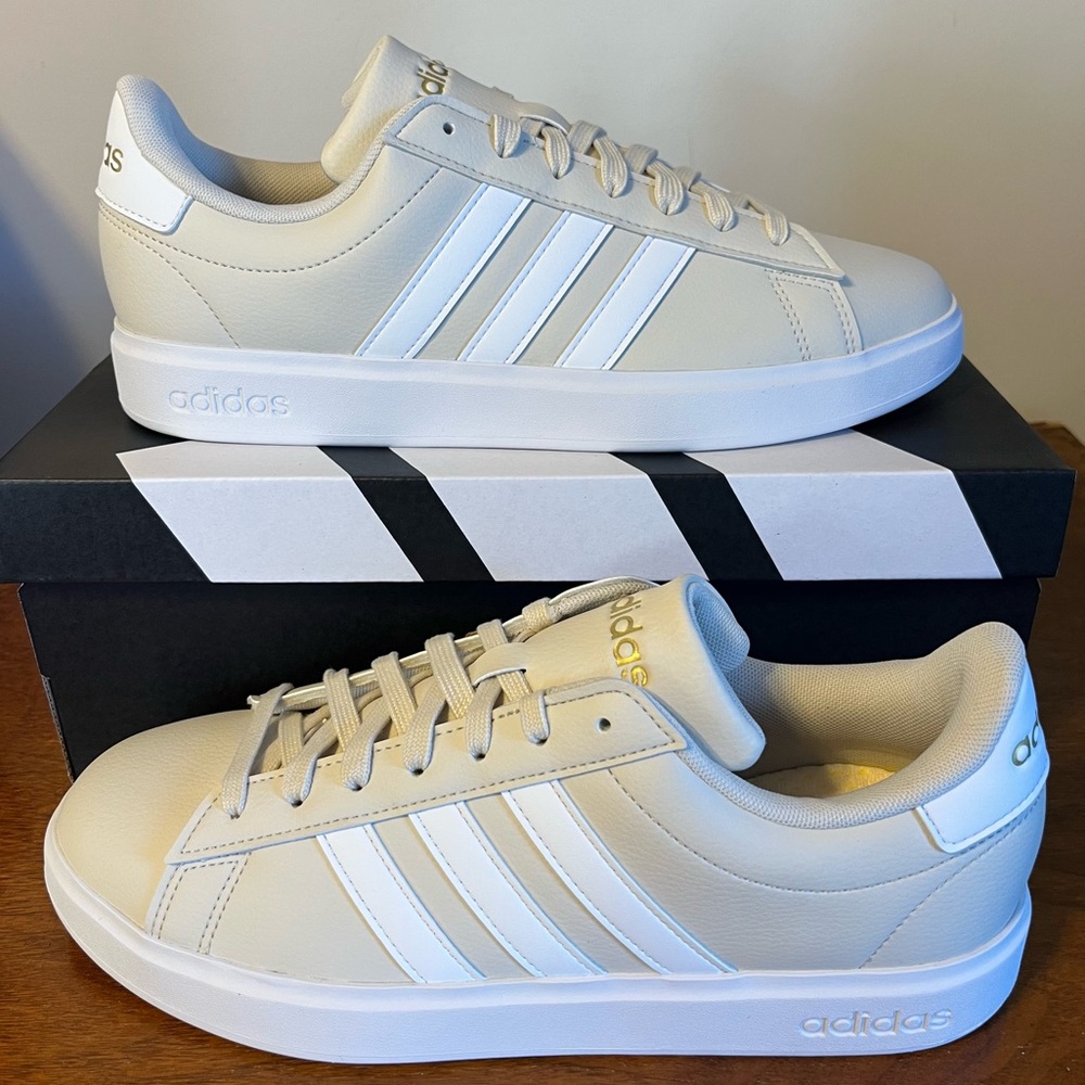 Adidas Women’s Grand Court